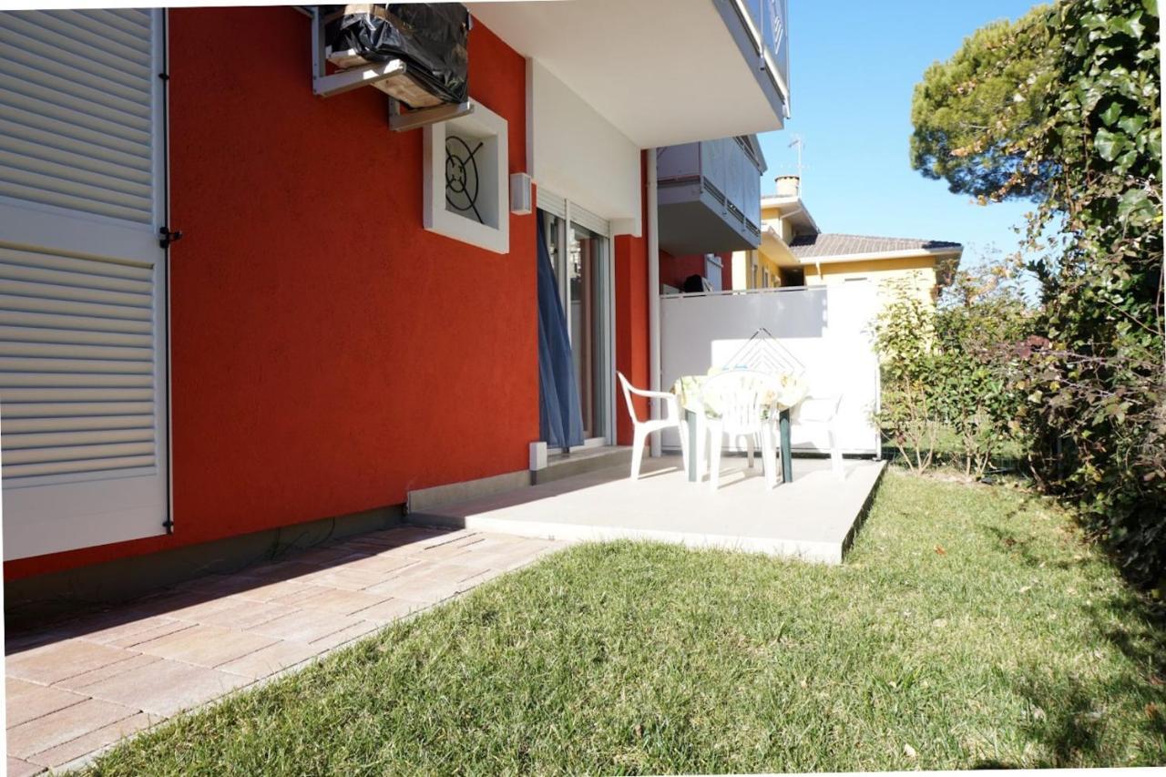 شقة Relax By The Garden - Flat For Up To 6 Guests بورتو سانتا مارغريتا دي كاورل المظهر الخارجي الصورة